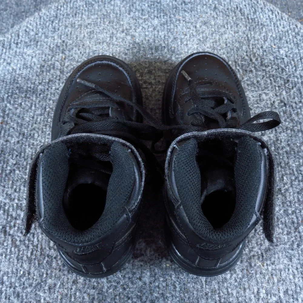 Nike Air Force 1 Mid Toddler Boys Girls Sneaker Size 10C Lifestyle Triple Black‎